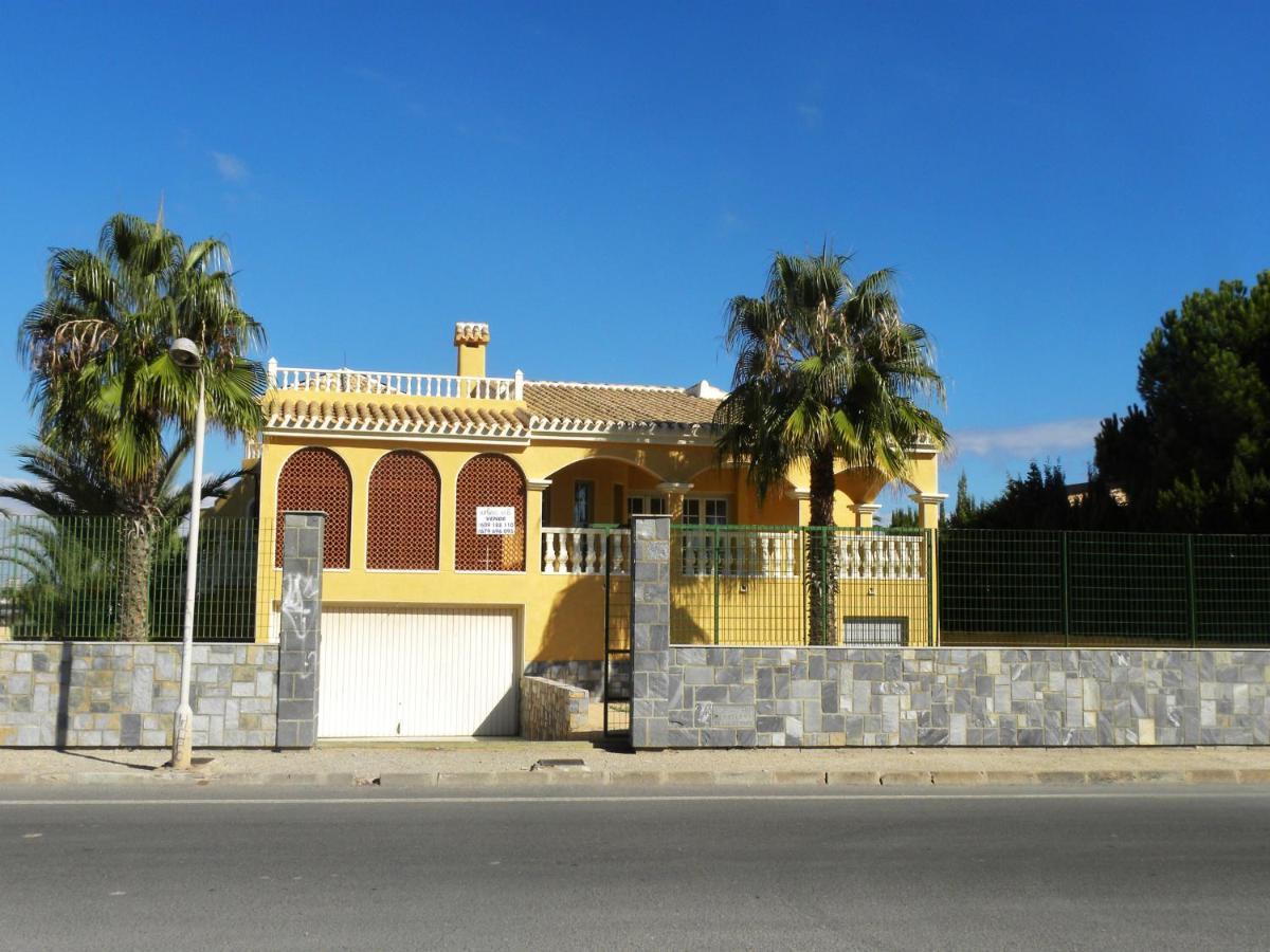 Villa En Veneziola Con Atracadero Privado La Manga del Mar Menor Exterior photo